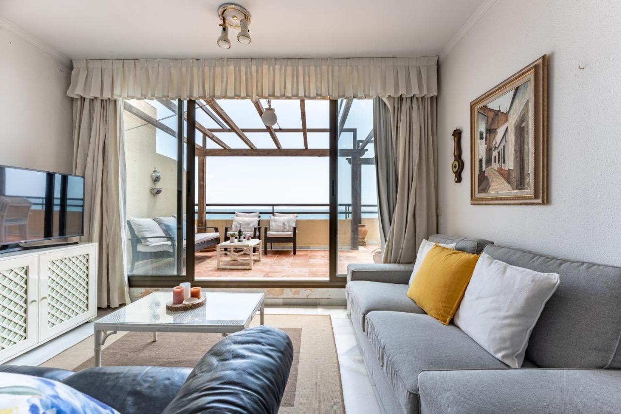 Malagasuite Torremolinos Seaside Penthouse Bagian luar foto