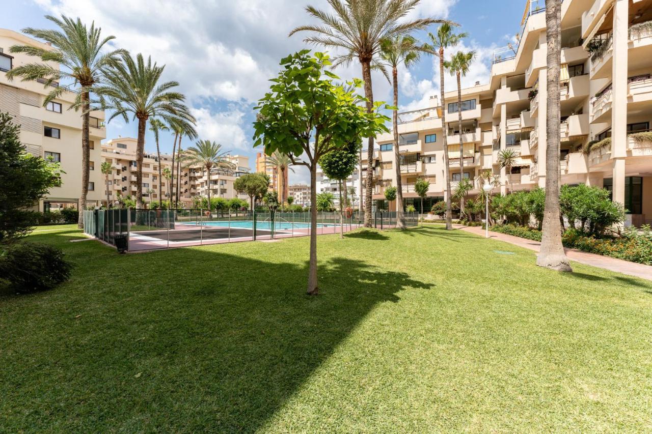 Malagasuite Torremolinos Seaside Penthouse Bagian luar foto