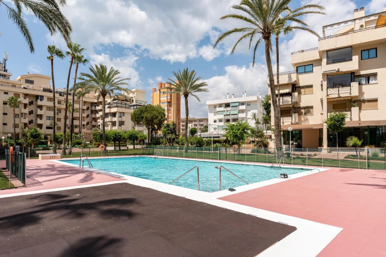 Malagasuite Torremolinos Seaside Penthouse Bagian luar foto