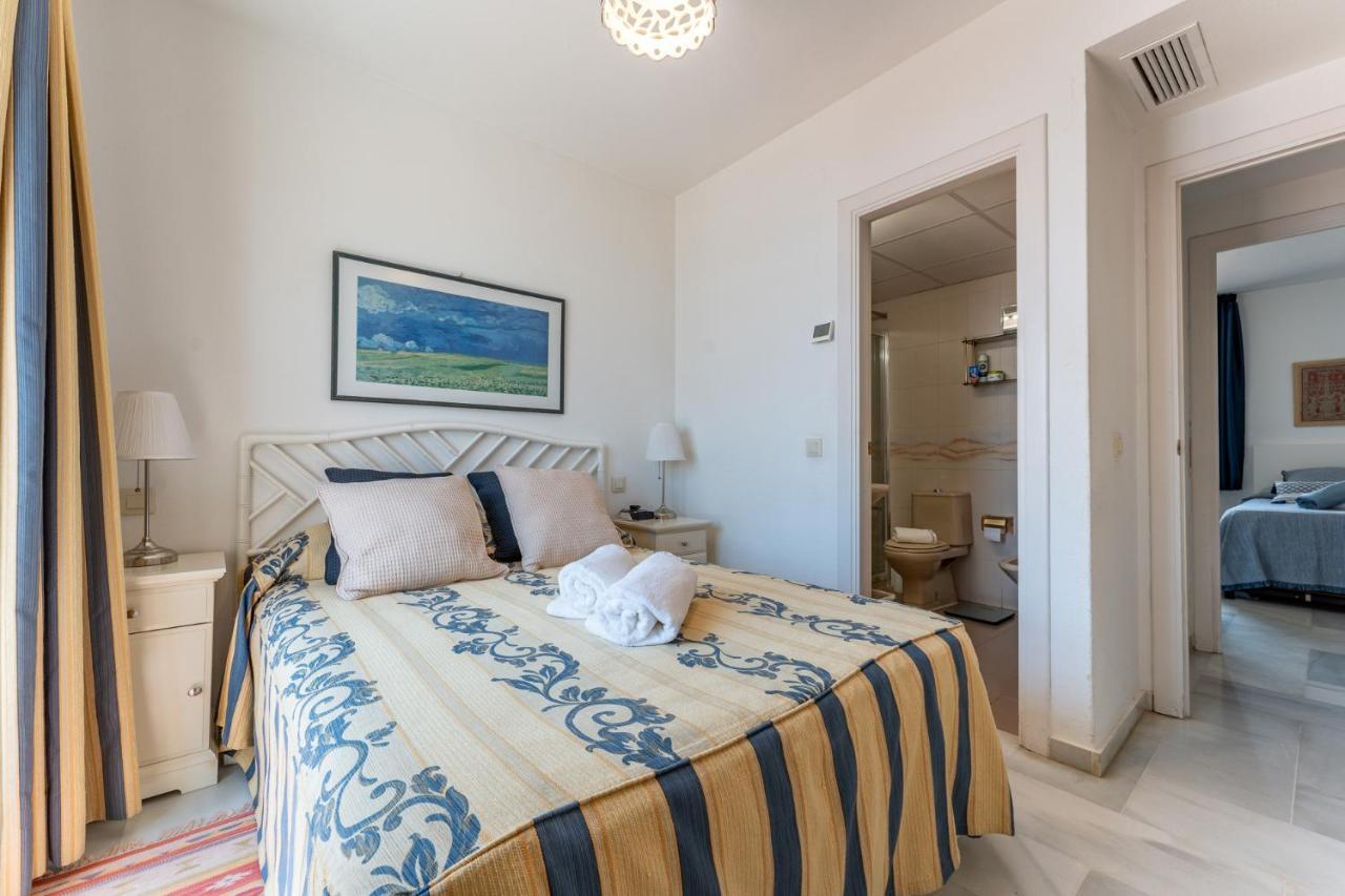 Malagasuite Torremolinos Seaside Penthouse Bagian luar foto